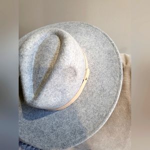 Women's Wide Brim Wool Hat